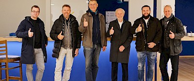 Zeigten sich mit dem Ergebnis der Arbeiten zufrieden (v.l.n.r.): Thorsten Kortmann (Leitender Trainer), Oliver Brück, Dirk Bensmann (Sprecher des RVM-Vorstands), Hermann Brück, Maximilian Hermann Brück und Axel Schwinde (Innengestaltung).